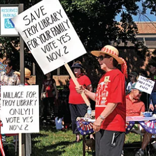 02_Troy-Bookburning-Party_03